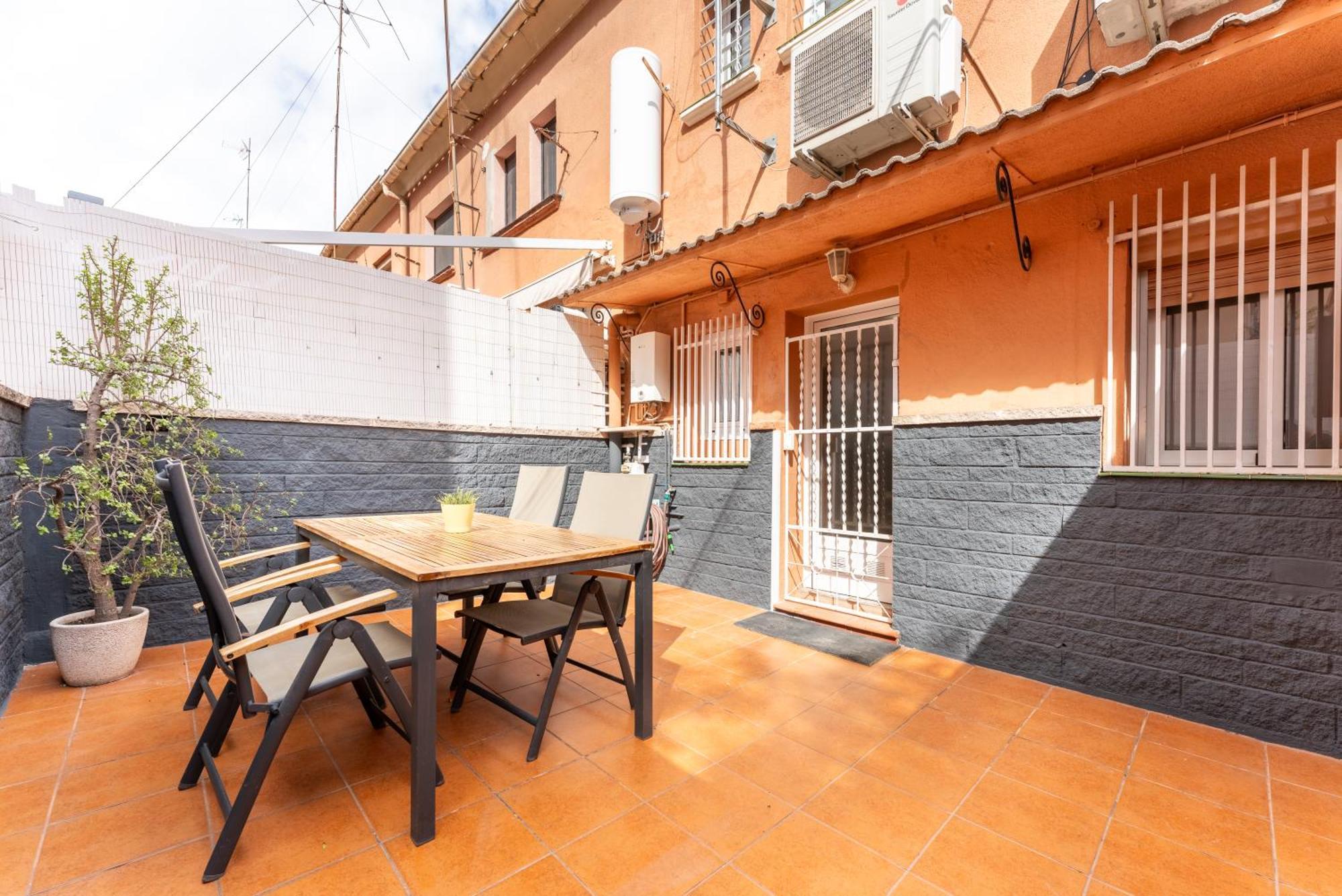 Villa La Sagrera House Barcellona Esterno foto