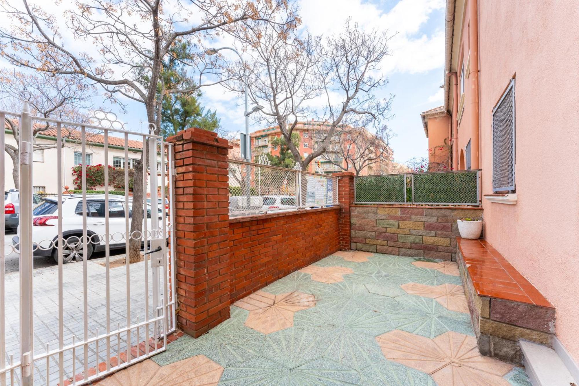 Villa La Sagrera House Barcellona Esterno foto